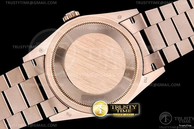 1216 RDD0219G – DayDate 36mm Practical 693